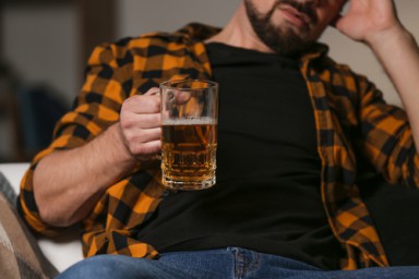 Пивной алкоголизм в Мытищах
